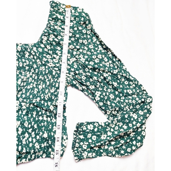 NWT Elodie Blouse Size L Green Floral Cropped - Picture 6 of 11